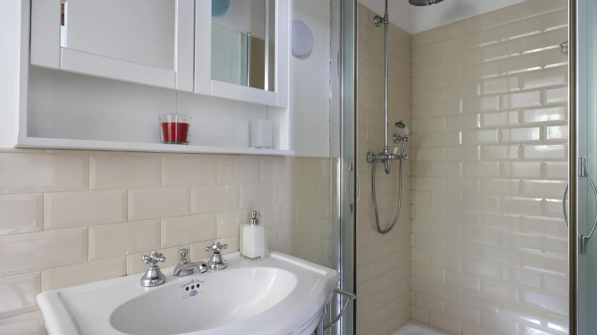 Family Apartment In Oltrarno Florence Italy